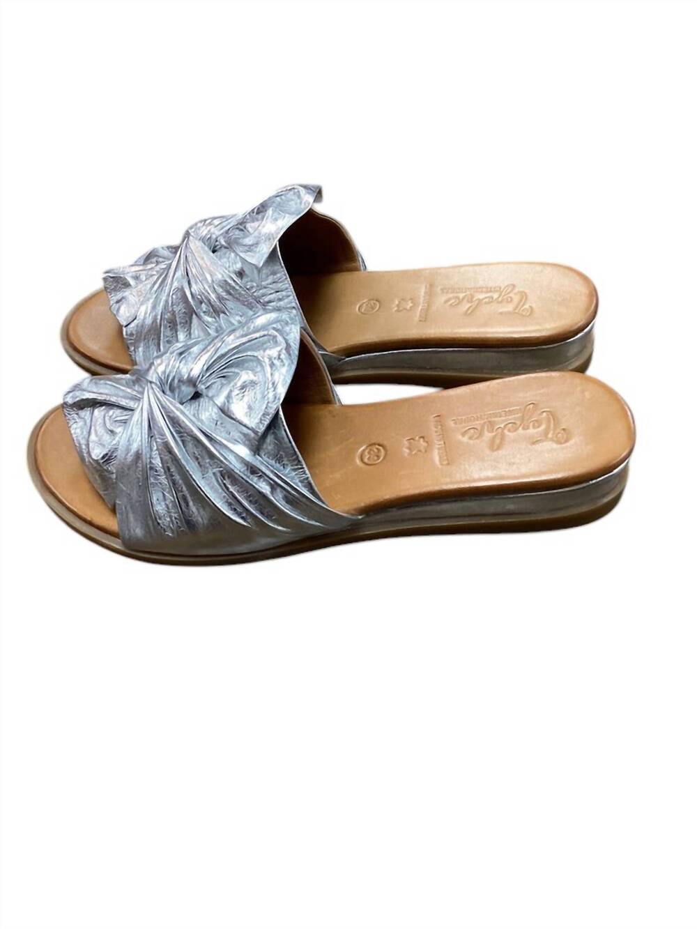 NEW TYCHE women's sassy leather sandal in silver